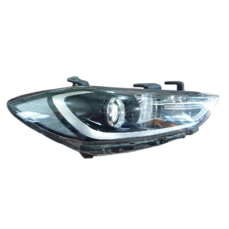 Hyundai AVANTE/ELANTRA16 AD HALOGEN PAIR USED GENUINE 92101 F2000 92102 F2000