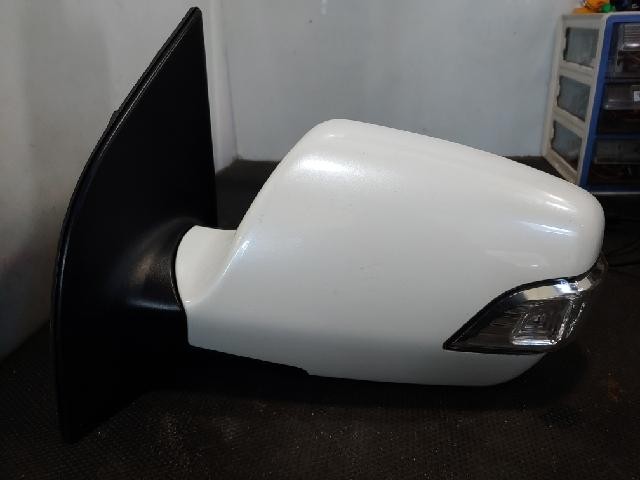 2010 KIA Cedona Grand Carnival R Left White Side Mirror