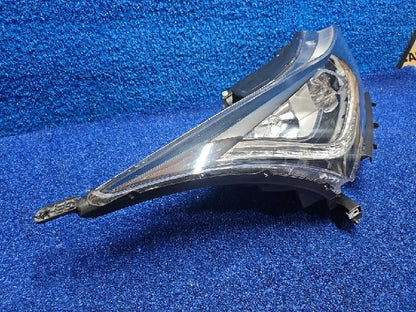 2016 Chevrolet Cruze Amazing Cruise Right Headlight