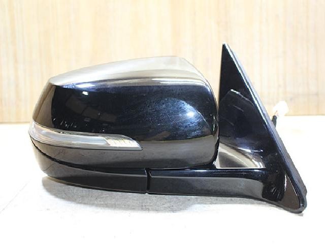 2014 Hyundai Genesis DH Right Black Side Mirror 87620-B1000
