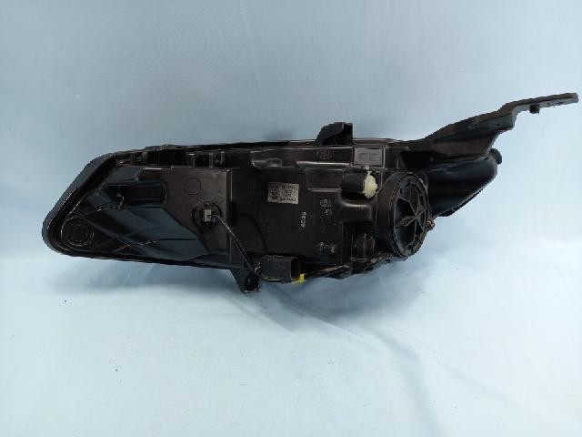 2017 Chevrolet All New Malibu Right Xenon Headlight