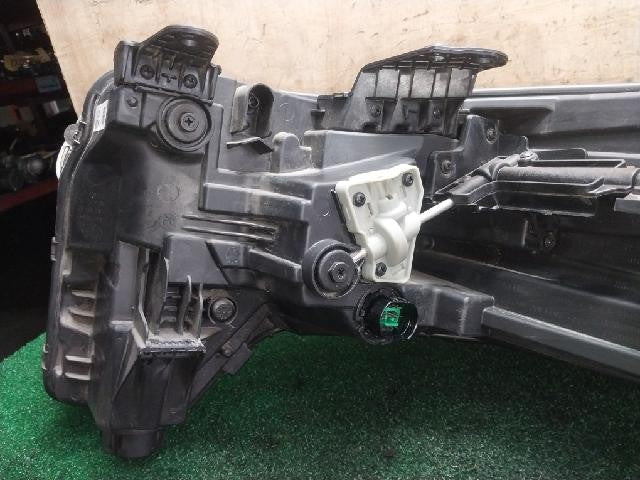 2021 KIA Cedona Carnival 4th Right LED Headlight 92102R0600
