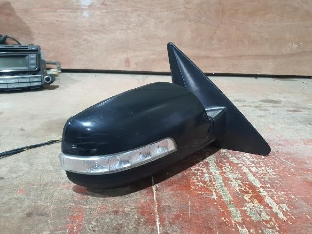 2010 KIA Sorento R Right Black Side Mirror 87620-2P060