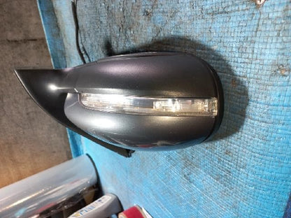 2011 Volkswagen Golf BlueMotion Right Side Mirror