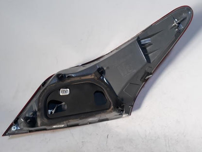 2014 Hyundai Equus GS350 Rear,Left TailLight 924013N020