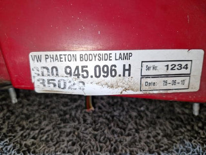 2011 Volkswagen V6 TDI Rear,Right LED TailLight 3D0945096H