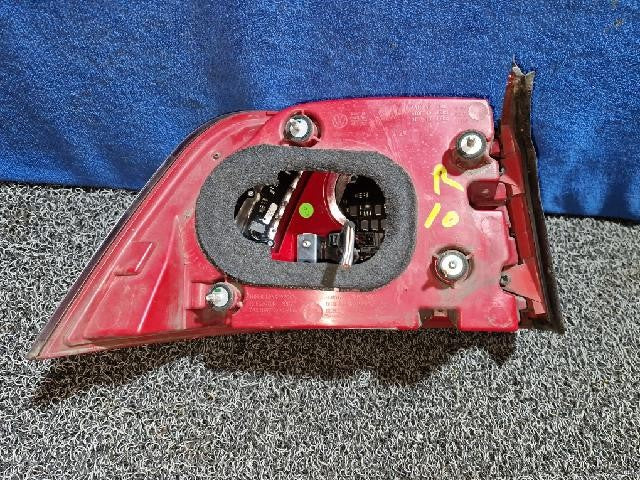 2011 Volkswagen V6 TDI Rear,Right LED TailLight 3D0945096H