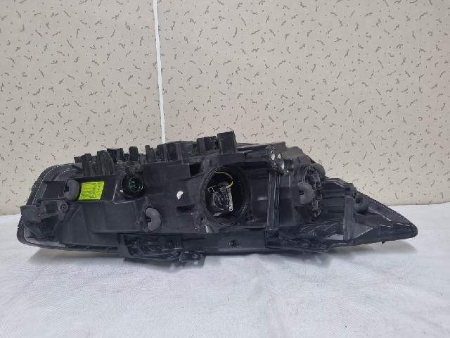 2015 KIA K900 The New K9 Left Xenon Headlight 92101 3T100