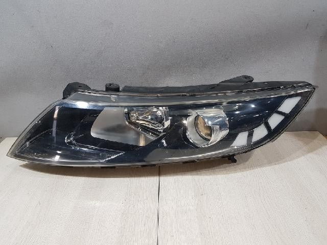 2014 KIA Optima K5 Left Halogen Headlight 921012T500