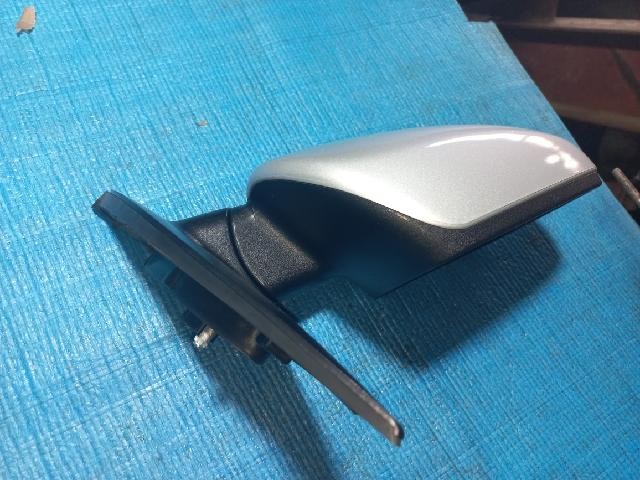2010 Hyundai Accent Berna Transform Right Silver Side Mirror 876201E670