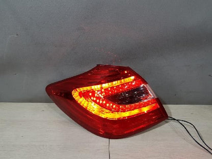 2012 Hyundai Genesis Prada Rear,Left LED TailLight 924013M200