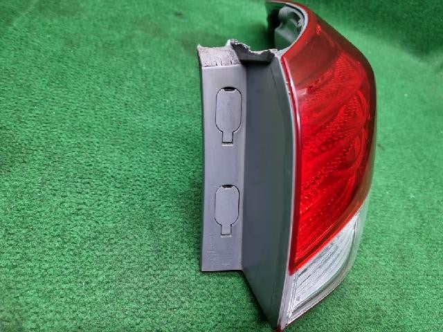 2012 Hyundai i40 Rear,Right TailLight 92402 3Z310