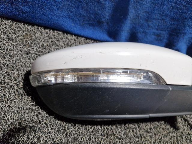 2014 Volkswagen CC Right Side Mirror