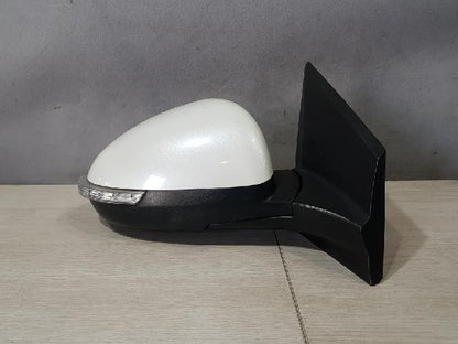 2015 Chevrolet Aveo hatchback Right White Side Mirror