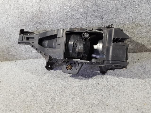 2010 Hyundai YF Sonata Right Fog Light 922023S000