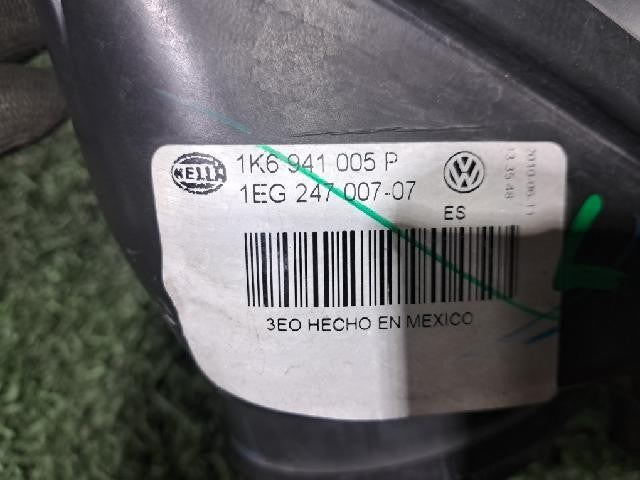 2011 Volkswagen TDI Left Headlight