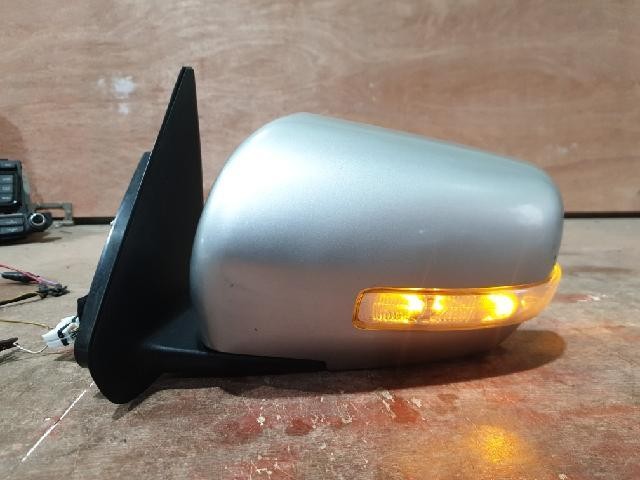 2011 KIA Mojave Left Silver Side Mirror 87610-2J000