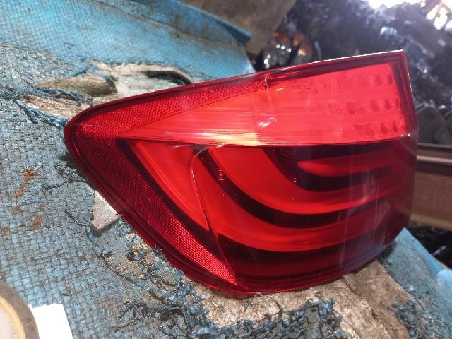 2013 BMW 520d Rear,Left TailLight