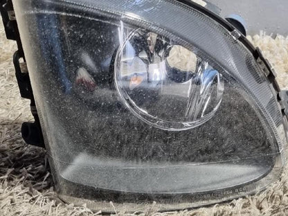 2010 BMW 520d Right Fog Light 7216886 01