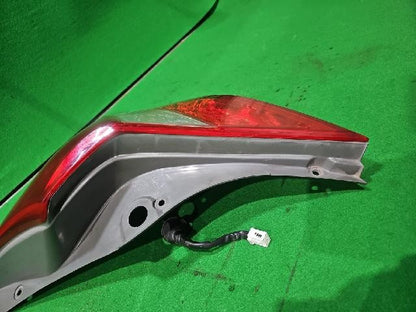 2011 Hyundai Accent Rear,Right Halogen TailLight 92402 1R200
