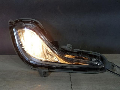 2012 Hyundai Accent RB Right Fog Light 922021R000