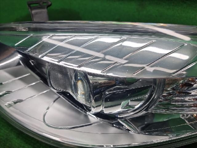 2017 Renault Fluence SM3 Z.E Left Headlight 260601325R