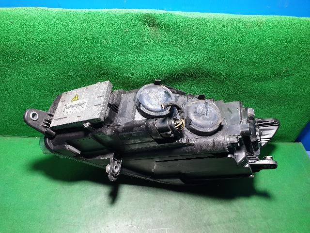 2010 Volkswagen CC Right Xenon Headlight 3C8941754C