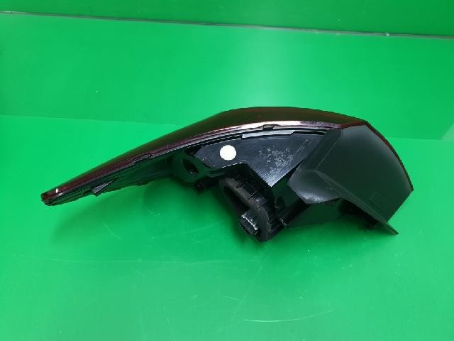 2013 Volkswagen BlueMotion Rear,Right TailLight 3C8945208