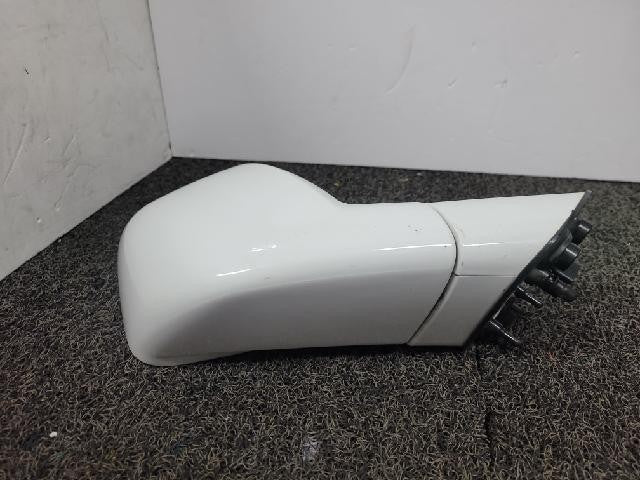 2013 Chevrolet Orlando Left White Side Mirror