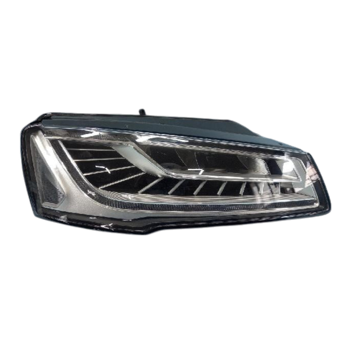 Audi A8 4H LED PAIR USED GENUINE 4HO941773B 4HO941774B