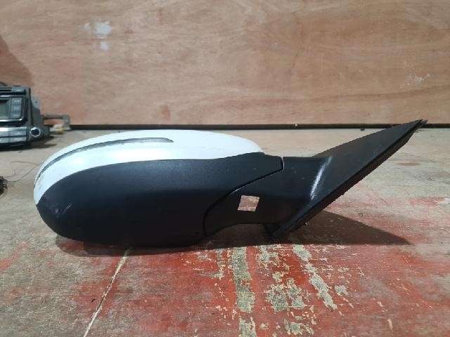 2011 KIA Optima K5 Right White Side Mirror 87620-2T020