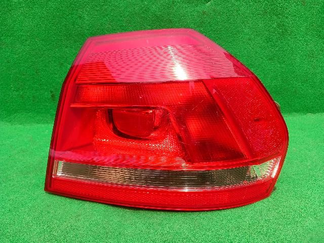 2013 Volkswagen The New Passat TDI Rear,Right TailLight 561945096E