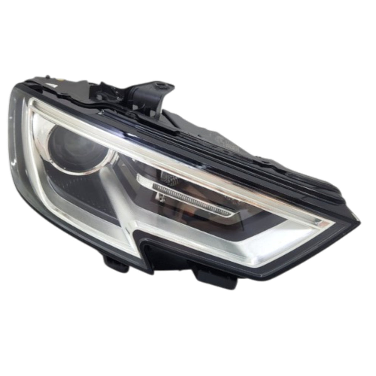 Audi A3  8V 3rd generation FL Matrix LED RIGHT USED GENUINE 8V0941006E