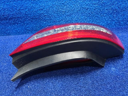 2010 KIA Opirus Premium Rear,Left TailLight 924013F800