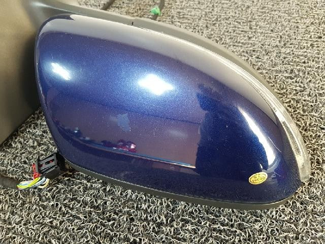 2012 Volkswagen Golf TDI Right Side Mirror