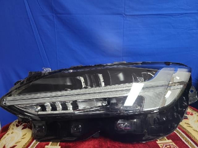 2020 Volvo The New S90 Left LED Headlight 32342464