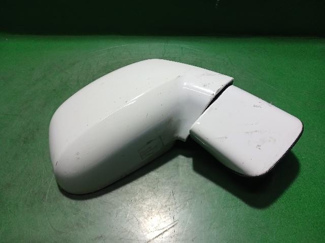 2013 Chevrolet Orlando Right White Side Mirror