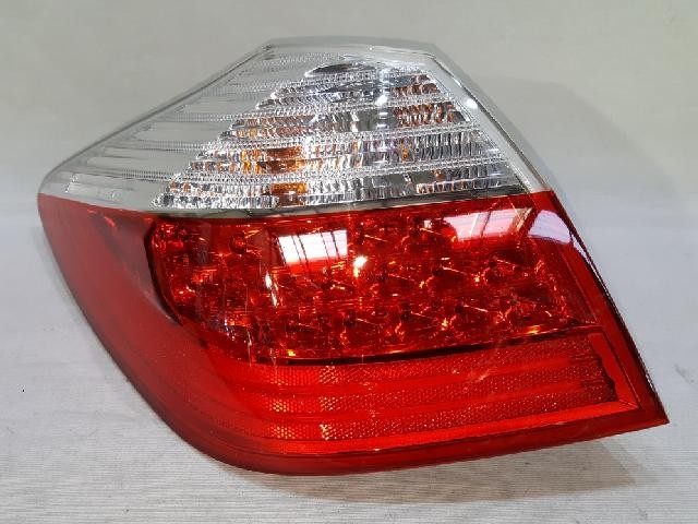 2010 Hyundai Genesis BH330 Luxury Rear,Left LED TailLight 924013M0