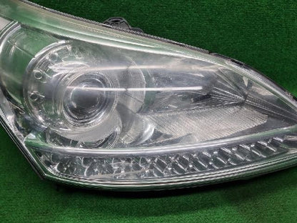 2012 Hyundai Equus VI VS380 Right Xenon Headlight